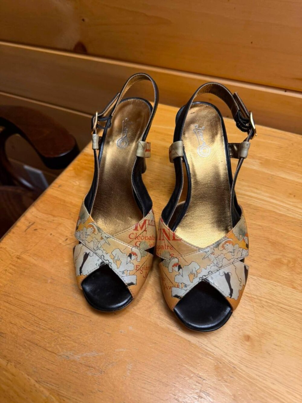 Icon Shoes Criss Cross Slingback Size 6 - Picture 2 of 6